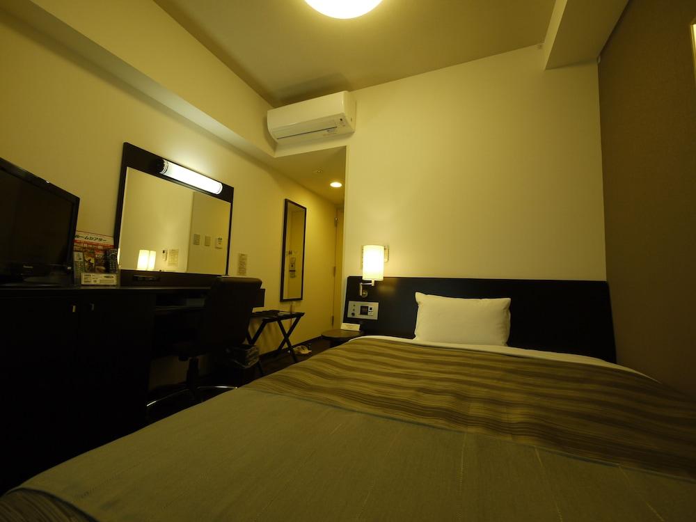 Hotel Route-Inn Uozu Εξωτερικό φωτογραφία